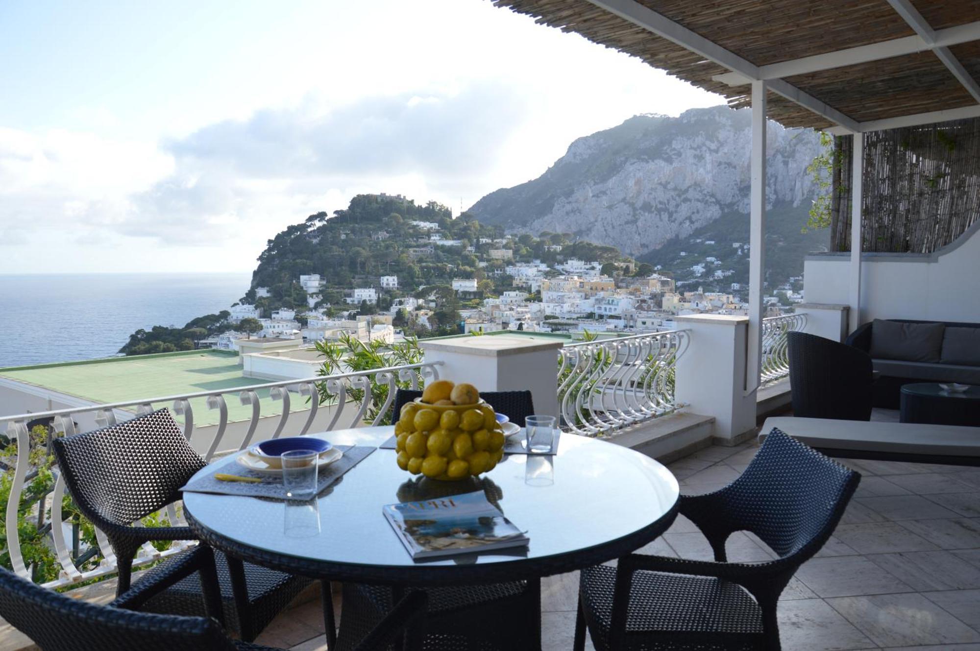 Villa La Panoramica 3 Camere 3 Bagni กาปรี ภายนอก รูปภาพ