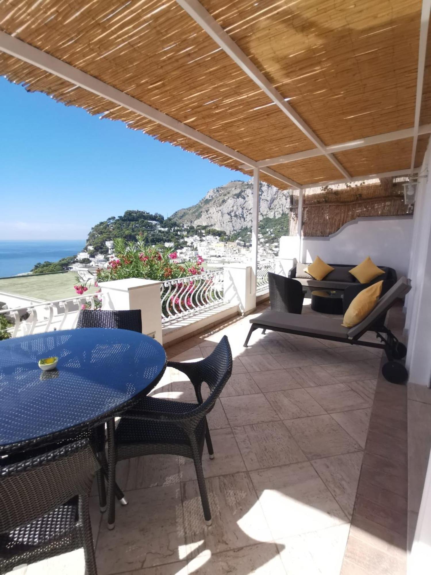 Villa La Panoramica 3 Camere 3 Bagni กาปรี ภายนอก รูปภาพ