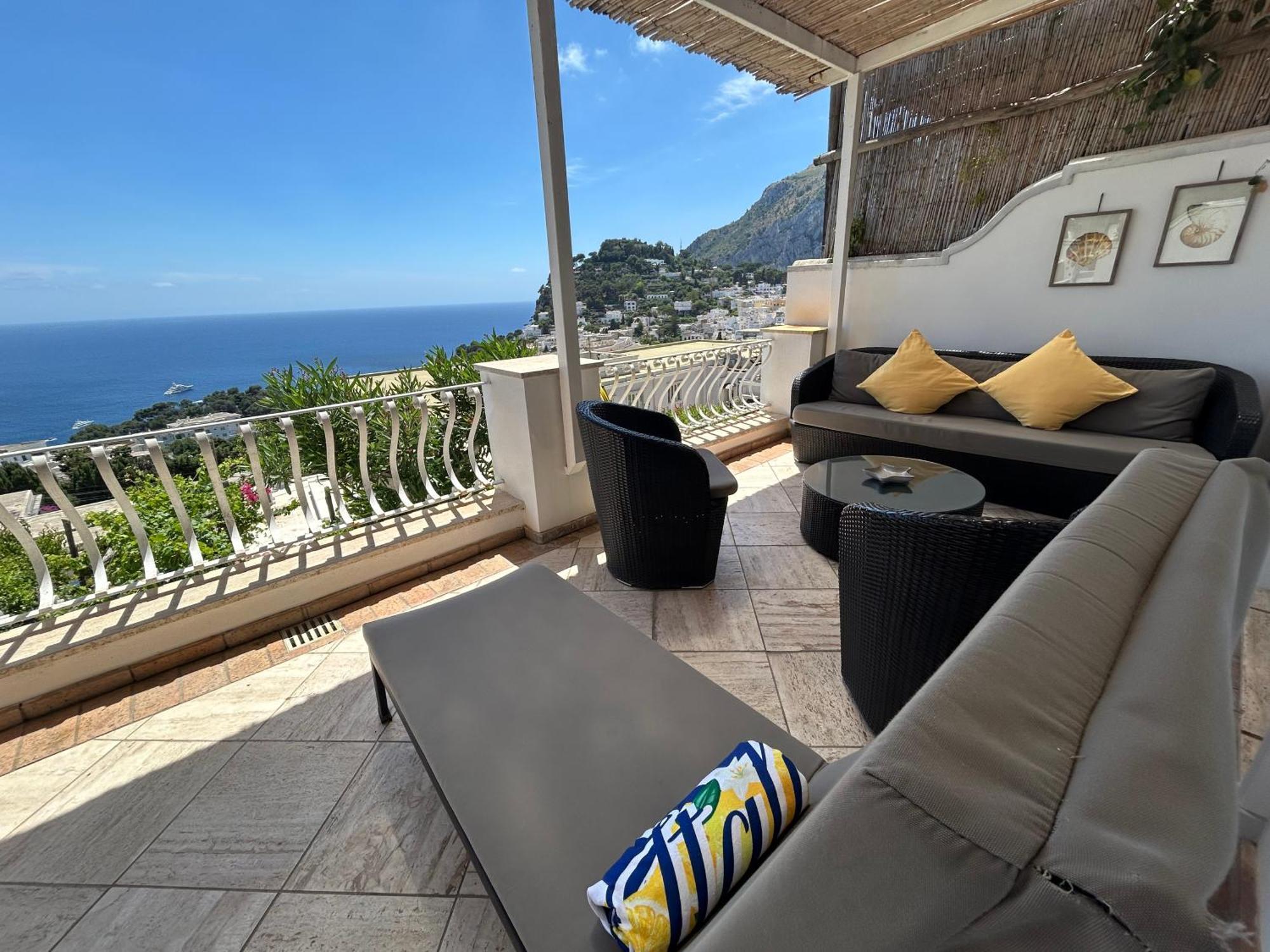 Villa La Panoramica 3 Camere 3 Bagni กาปรี ภายนอก รูปภาพ